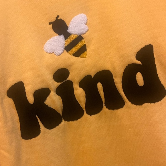 NWT Simply Southern Bee Kind Sherpa sleepwear size Medium - Picture 2 of 6